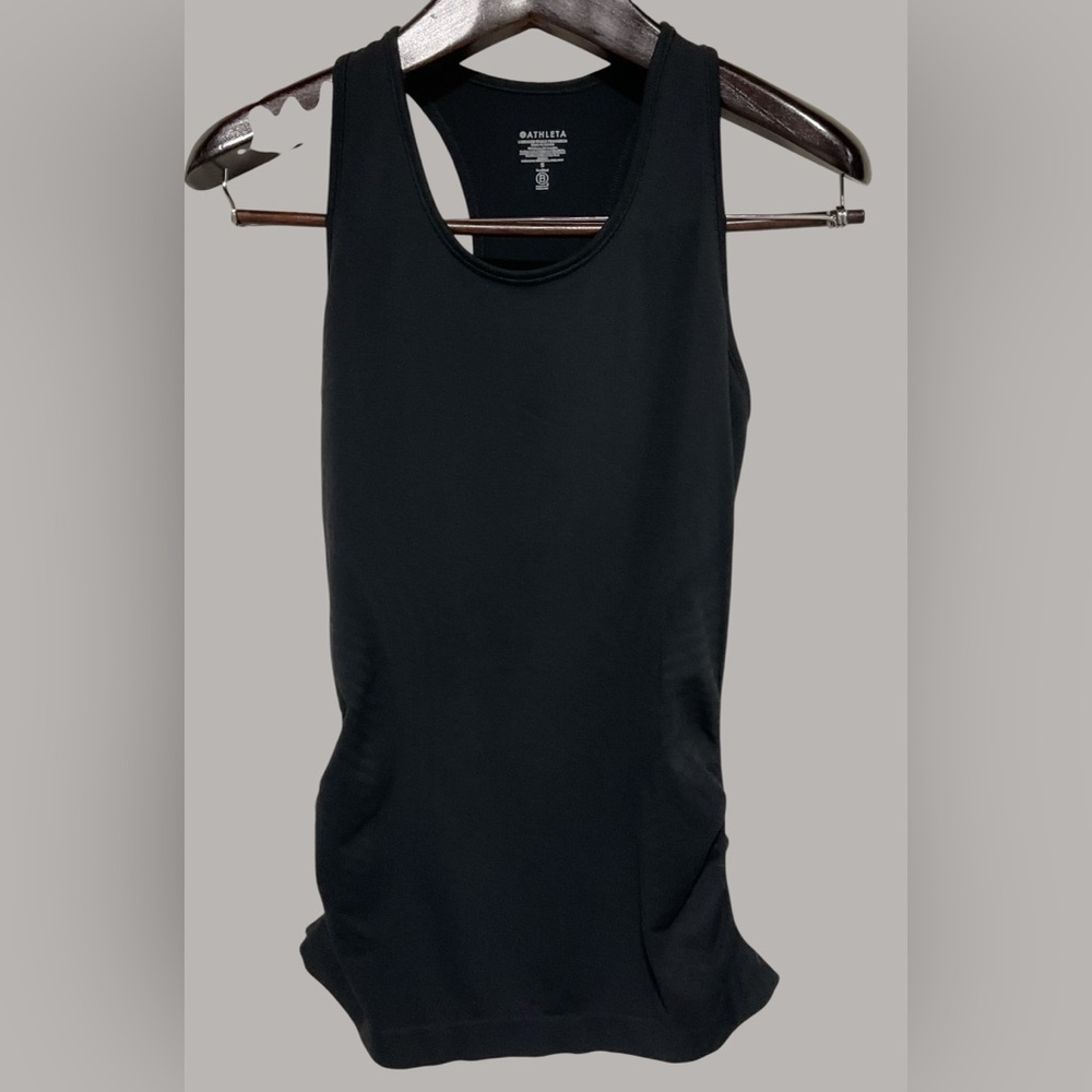 Athleta Black Sleeveless Fitted Tank Top in Women's Size Small